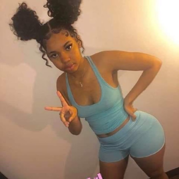 Profile Picture of Jasmine Coates (@jazzdoll19) on Poshmark