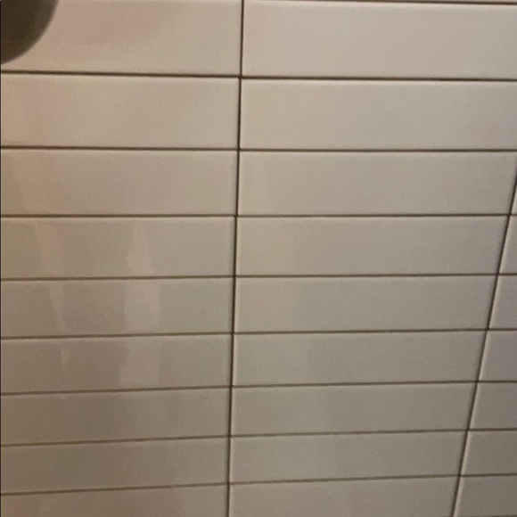 Profile Picture of Wilmer Morales (@willtwin305) on Poshmark