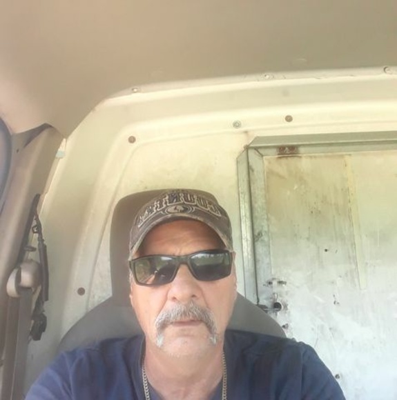 Profile Picture of Mike Fagan (@mikefagan62) on Poshmark