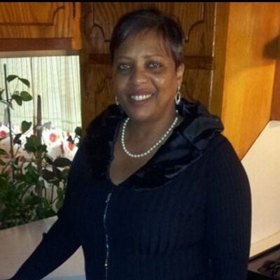 Profile Picture of Sheila Bradley (@Srlindo) on Twitter