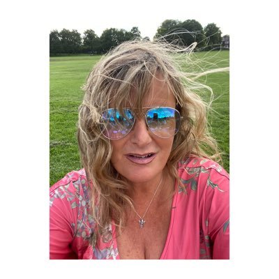 Profile Picture of Amanda Jane Etchells (@ajetch) on Twitter
