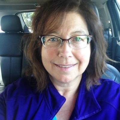 Profile Picture of Jennifer Gravel (@mommagravel) on Twitter