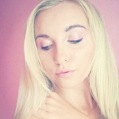 Profile Picture of Alina Korytkowska (@Allisoonka) on Twitter