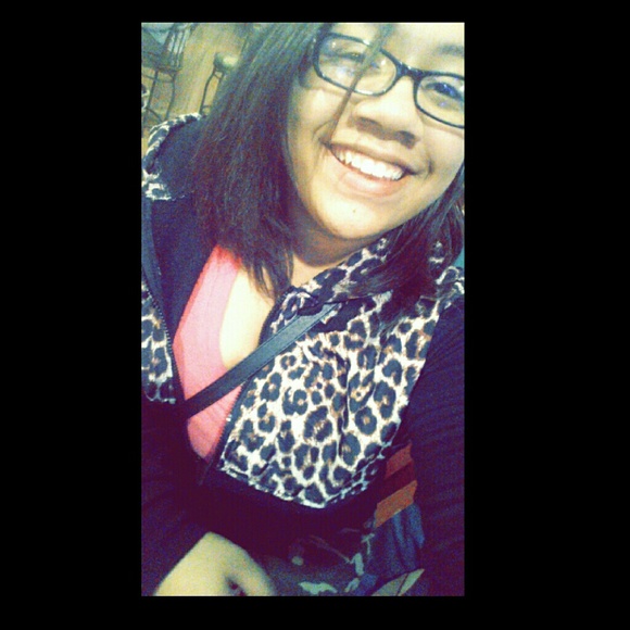 Profile Picture of Alleyah Coppins (@xo_layaa) on Poshmark