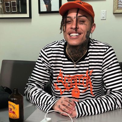 Profile Picture of Kay Holt (@kayholt76888249) on Twitter