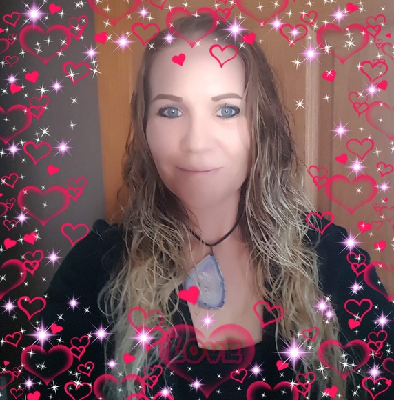 Profile Picture of Gretchen Andersen (@gretchen_a) on Poshmark