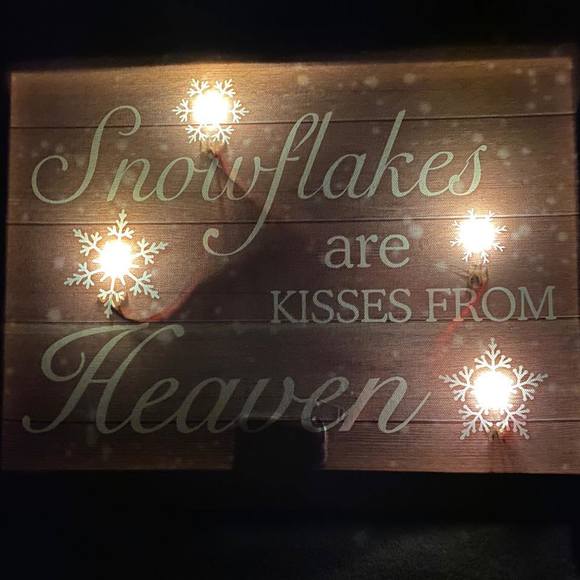 Profile Picture of Jenna Doller (@jendoller) on Poshmark