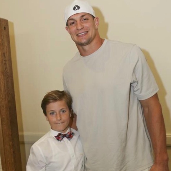 Profile Picture of Anthony Torchio (@sketcherskid69) on Poshmark