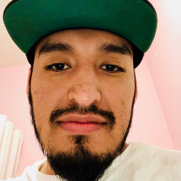 Carlos Cantero - Poshmark Profile Picture of Carlos Cantero (@carloslpc) on Poshmark