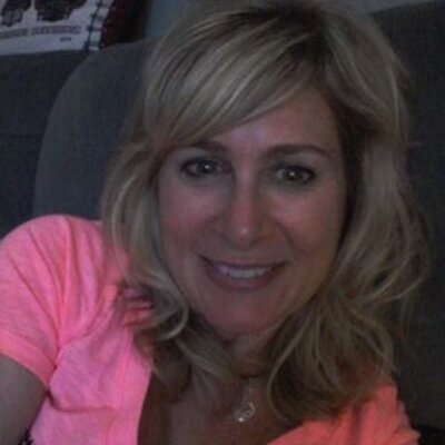 Profile Picture of Rhonda McCall (@McCallRm2) on Twitter