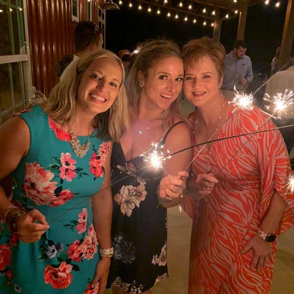 Profile Picture of Alisha Fowler (@afowler220) on Poshmark