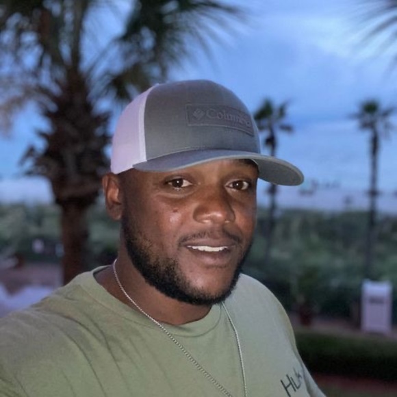 Profile Picture of Jason Mckinney (@mckinney_jason) on Poshmark