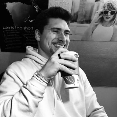 Profile Picture of Andrew ✨ LF EAST N1&2 (@stateoflover13) on Twitter