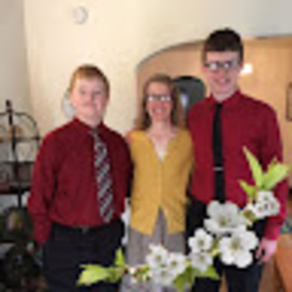 Profile Picture of Mona Tate (@momluvsmms4) on Poshmark