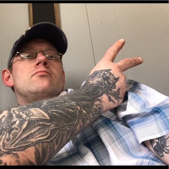 Profile Picture of Lucas Libner (@lucaslibner) on Poshmark