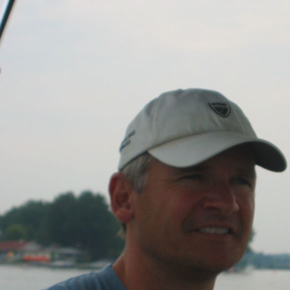 Profile Picture of Mikael Thygesen (@mikaelt) on Poshmark