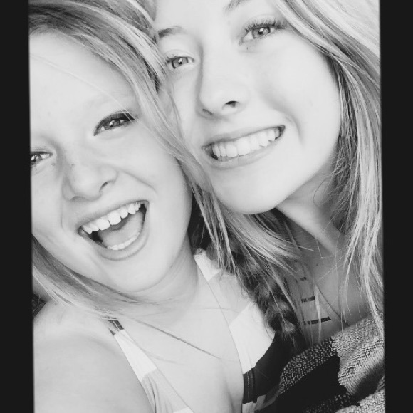 Profile Picture of Hannah Kolbinger (@hannahkolbinger) on Poshmark