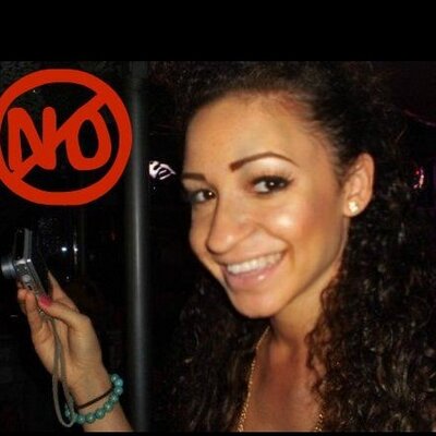 Profile Picture of Bye Danielle (@ByeDanielle) on Twitter