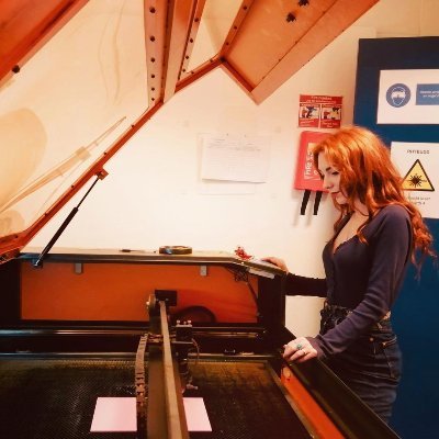 Profile Picture of Amber Jay Loveday (@AmberJayLoveday) on Twitter