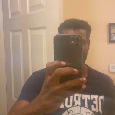 Profile Picture of Christopher McGruder (@Christo24138838) on Twitter