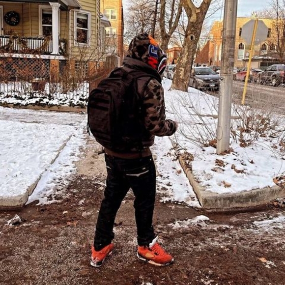 Profile Picture of Daniel Drop (@daniel_drop) on Poshmark