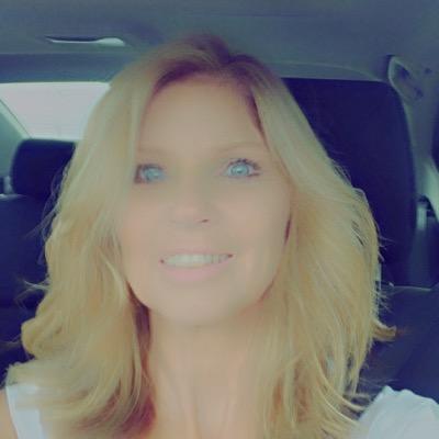 Profile Picture of Jeanette Ellis (@etanner67) on Twitter