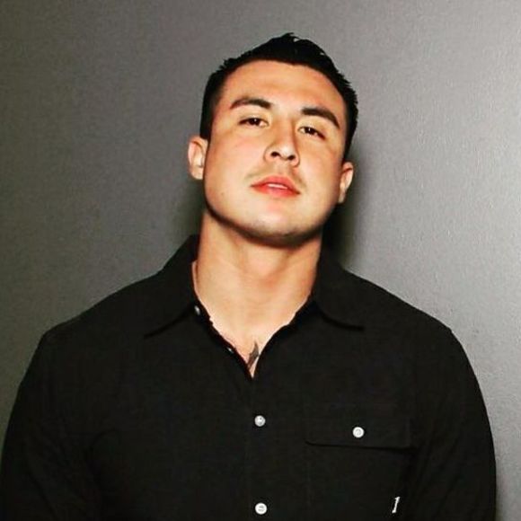 Profile Picture of Alex Angotta (@aangotta743) on Poshmark