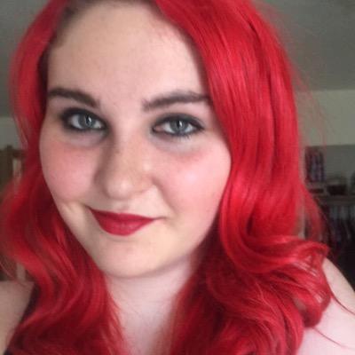 Profile Picture of Batmanda113 (@amanda_whitacre) on Twitter