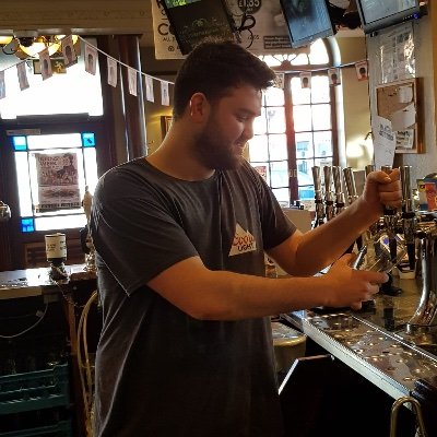 Profile Picture of Dan Ellis Reeves (@e7jamez) on Twitter