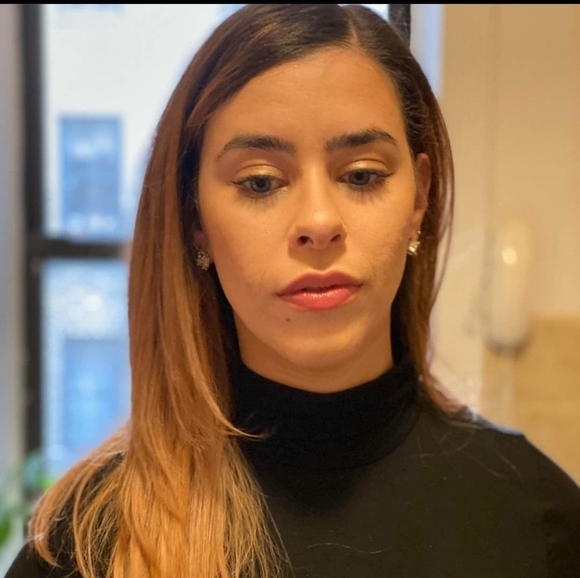 Profile Picture of Aisha Rivera (@aishar835) on Poshmark