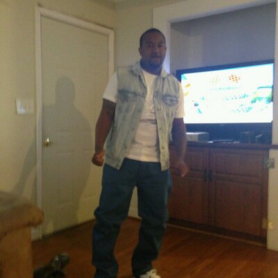 Profile Picture of Jeffrey Bowden (@worldstar_365) on Twitter