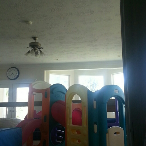 Profile Picture of Carol Chase (@cambamsh83) on Poshmark