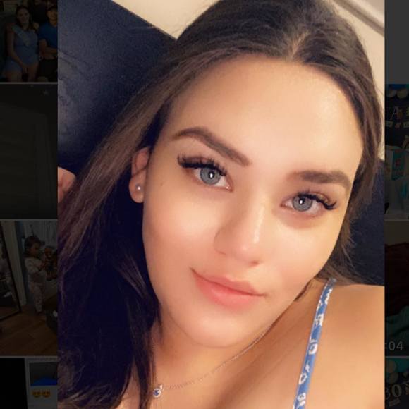 Profile Picture of Diana Motta (@mottadiana1297) on Poshmark