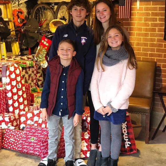 Profile Picture of Susan Piunti (@susanpiunti) on Poshmark