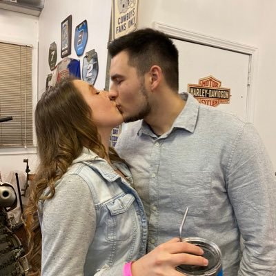 Profile Picture of Miguel G Kulikowski (@MgK1101) on Twitter