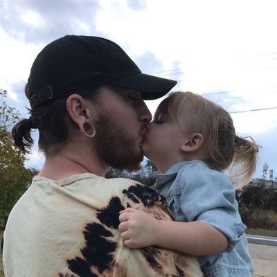 Profile Picture of  ⚓DAVEY_DARKO 🔱 (@Davey_dave_23) on Twitter