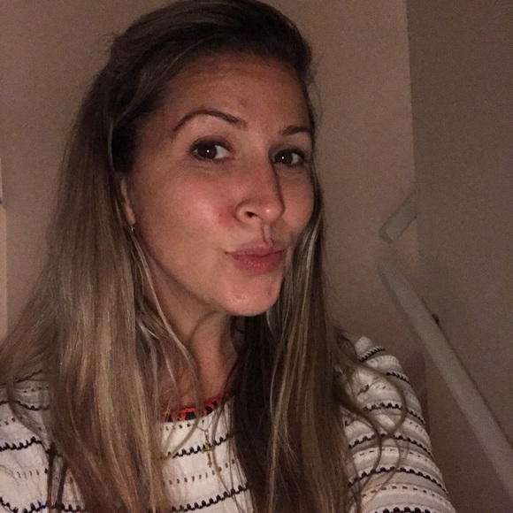 Profile Picture of Celeste Grant (@cessie207) on Poshmark