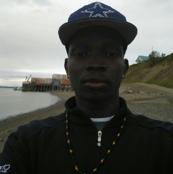 Domach Gatluak - Poshmark Profile Picture of Domach Gatluak (@mistadee28) on Poshmark