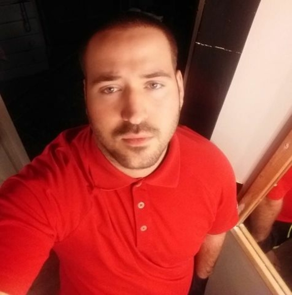 Profile Picture of Jacob Baer (@guiding2light) on Poshmark