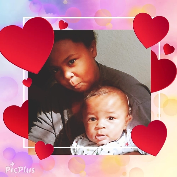 Profile Picture of Brandy Caruthers (@brandy20152) on Poshmark