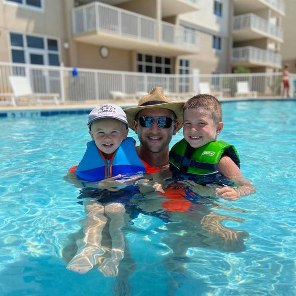 Profile Picture of Anthony Humes (@ajhumes30) on Poshmark