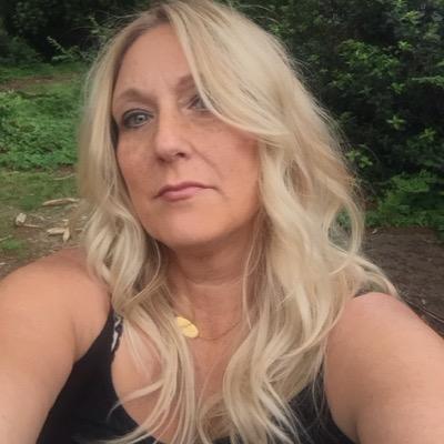 Profile Picture of Kathy Barnhart (@kathybarnhart) on Twitter