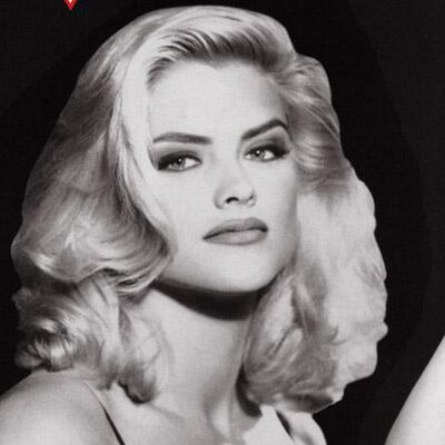 Profile Picture of Anna Nicole Smith (@VickyLynnHogan) on Twitter