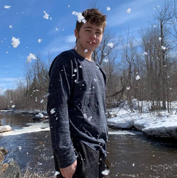 Profile Picture of Benjamin Anderson (@benjianderson) on Poshmark