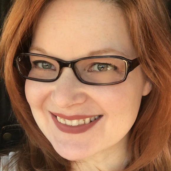 Profile Picture of Joan Smith (@miss_jone) on Poshmark