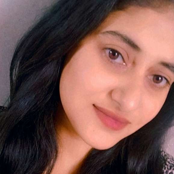 Profile Picture of Naman Deep (@naman_77) on Poshmark