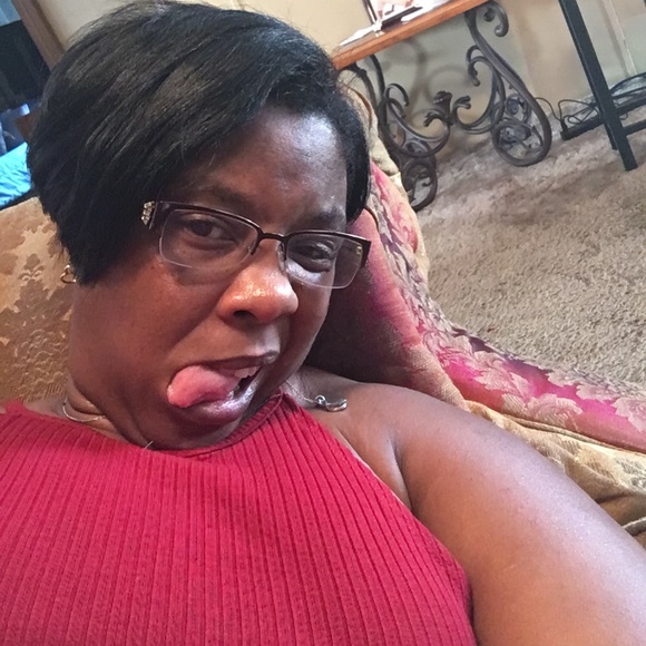 Profile Picture of Patrie Gilliam (@patrie37) on Poshmark