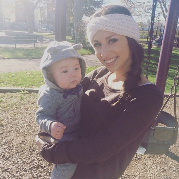 Profile Picture of Jennifer Grundhoefer (@jenmarie15) on Poshmark