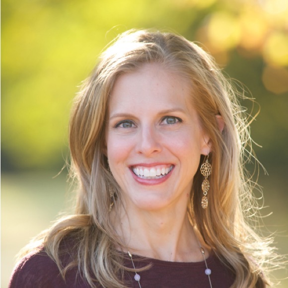 Profile Picture of Dorothy Steller (@facnyseller) on Poshmark