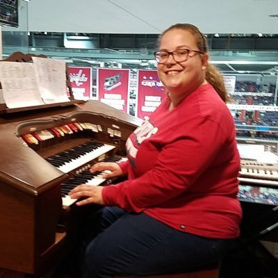 Profile Picture of Lacey Weaver (@LaceyWe47116587) on Twitter